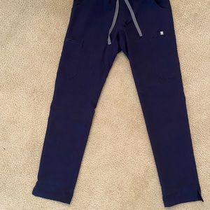 XS Navy High Waisted Yola™ Skinny Scrub Pants